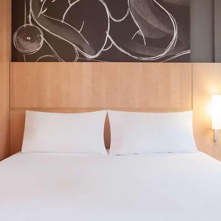 מלון פריז Ibis Maine Montparnasse מראה חיצוני תמונה