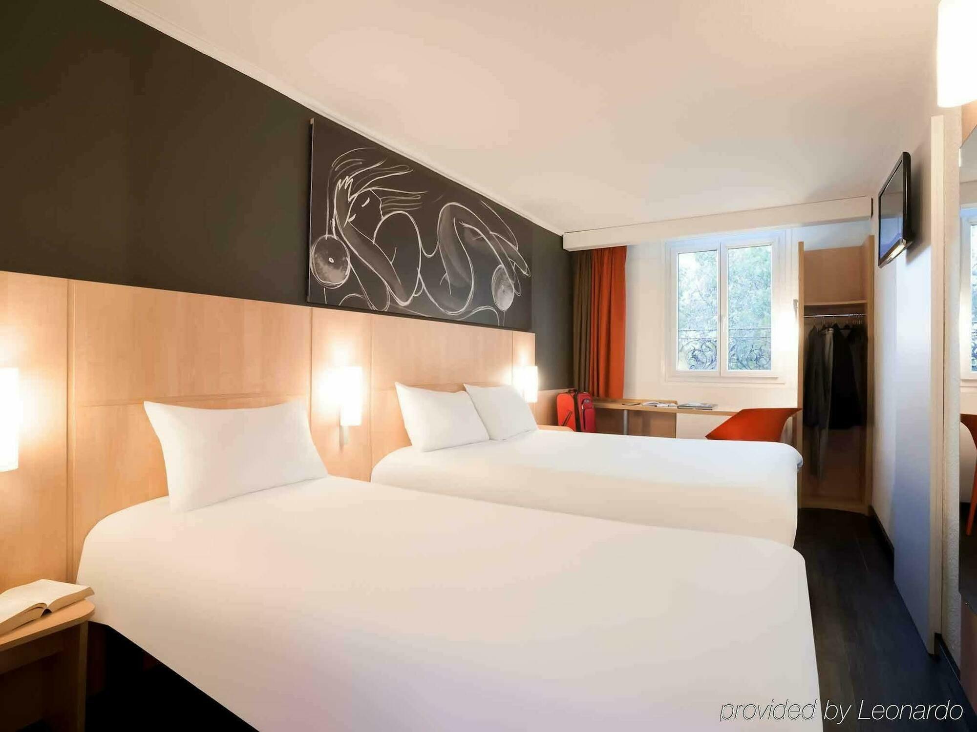 מלון פריז Ibis Maine Montparnasse מראה חיצוני תמונה